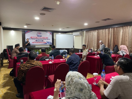 FWB Gandeng PN Batam, Wartawan Dibekali Etika Peliputan di Persidangan